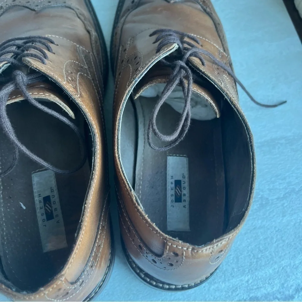 ** Joseph Abboud Wingtip Leather Oxfords Brown Size 9